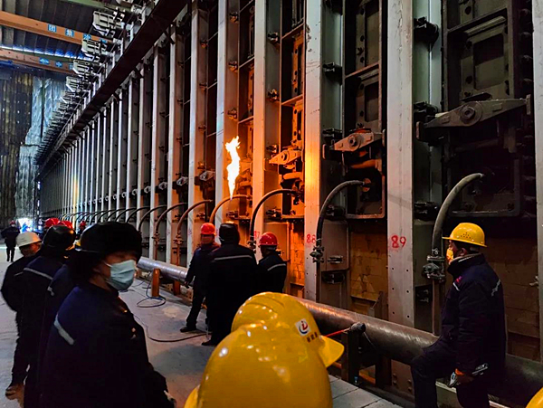 攻坚克难勇作为，奋力争当排头兵！——中国二十二冶集团冶金公司东日新能源项目
